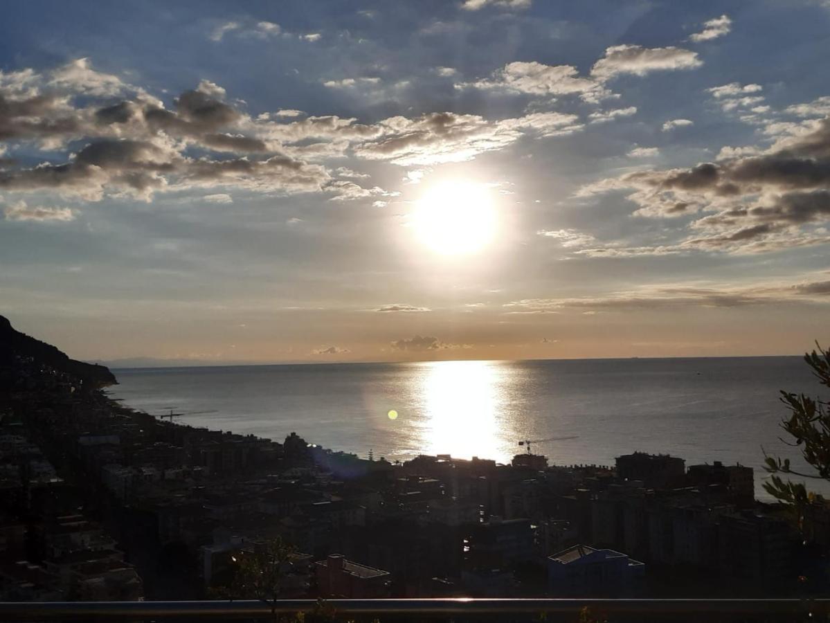 Bressa De Ma Affittacamere, Room & Breakfast Pietra Ligure Exterior foto