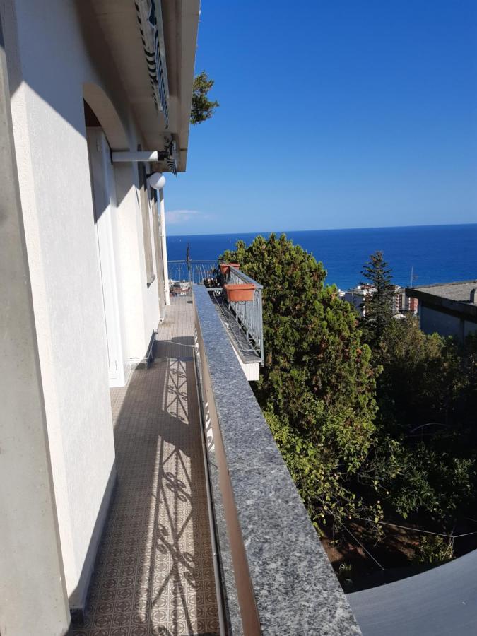 Bressa De Ma Affittacamere, Room & Breakfast Pietra Ligure Exterior foto