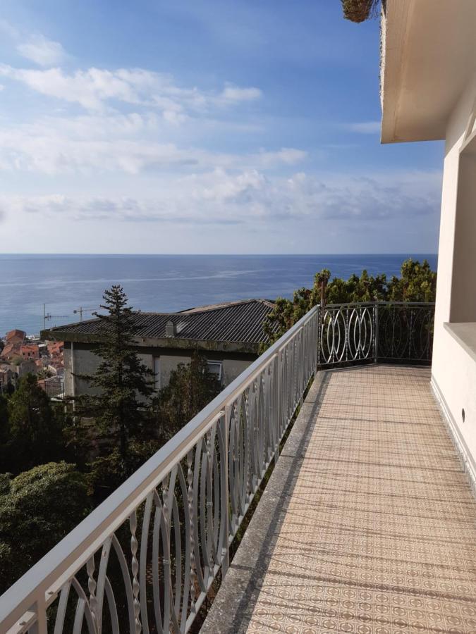 Bressa De Ma Affittacamere, Room & Breakfast Pietra Ligure Exterior foto