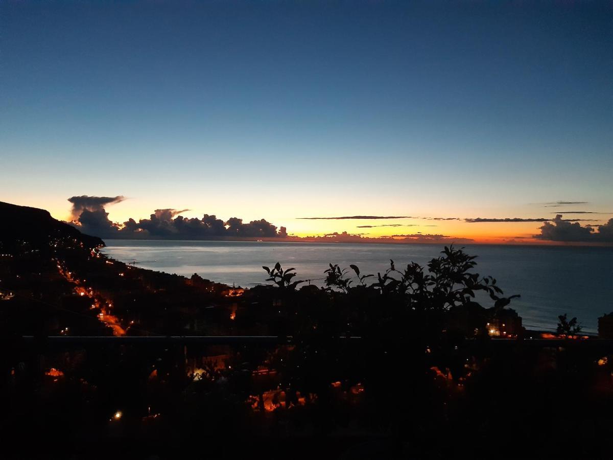 Bressa De Ma Affittacamere, Room & Breakfast Pietra Ligure Exterior foto