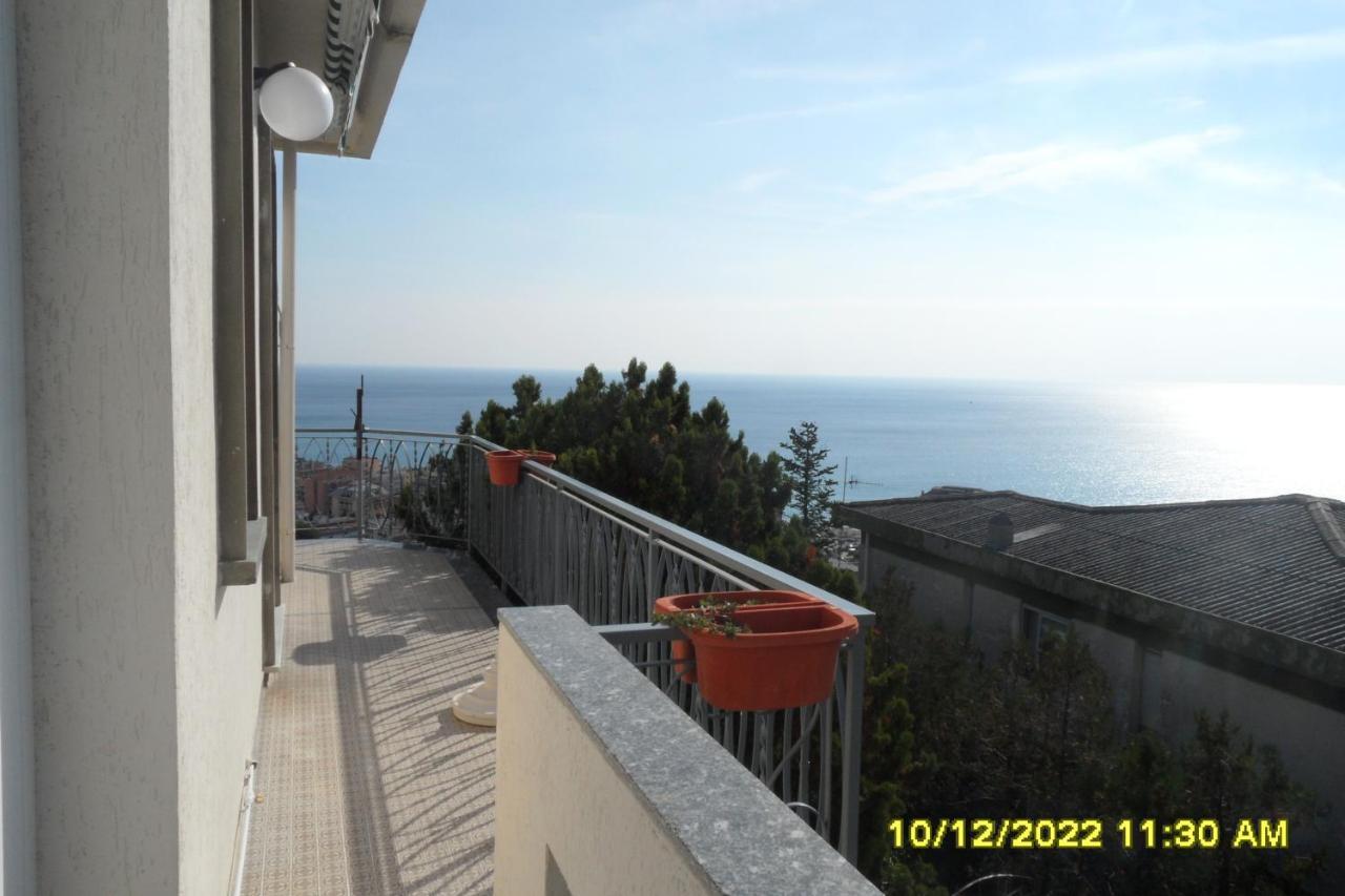 Bressa De Ma Affittacamere, Room & Breakfast Pietra Ligure Exterior foto