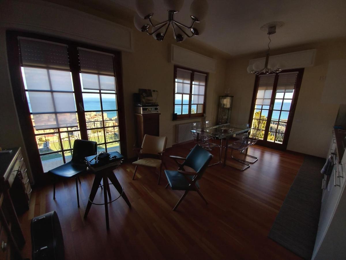 Bressa De Ma Affittacamere, Room & Breakfast Pietra Ligure Exterior foto